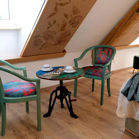 Chambresdusoleil Aparthotel