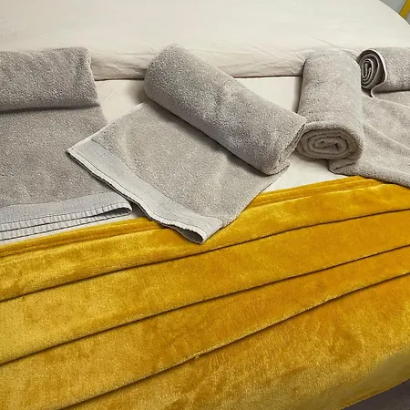 Aparthotel Chambresdusoleil 3*