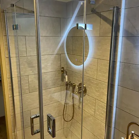 Aparthotel Chambresdusoleil 3*