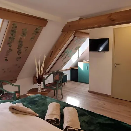 Chambresdusoleil 3* Hoffen