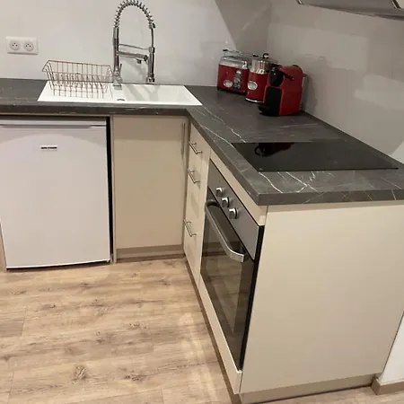 Chambresdusoleil Апарт-отель 3*